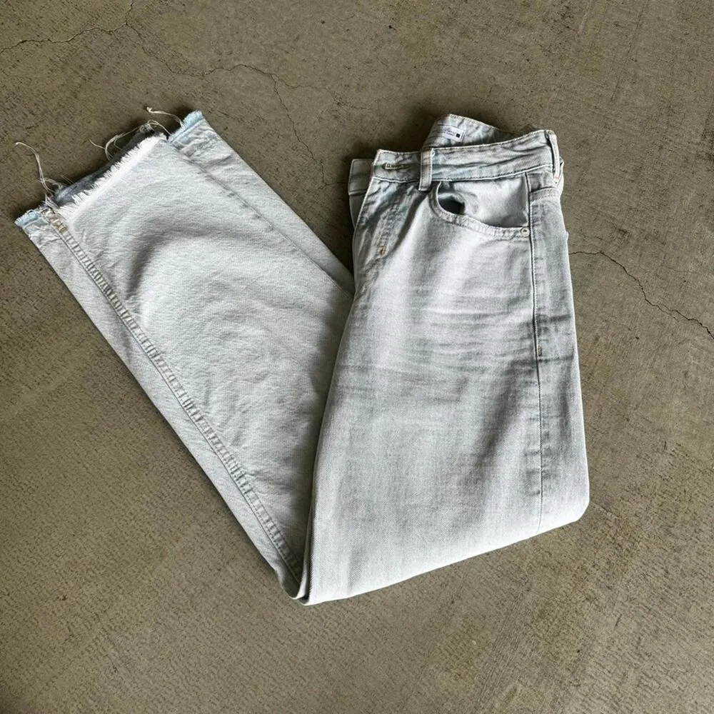 Zara women’s straight leg jeans, mid waist - Image 6