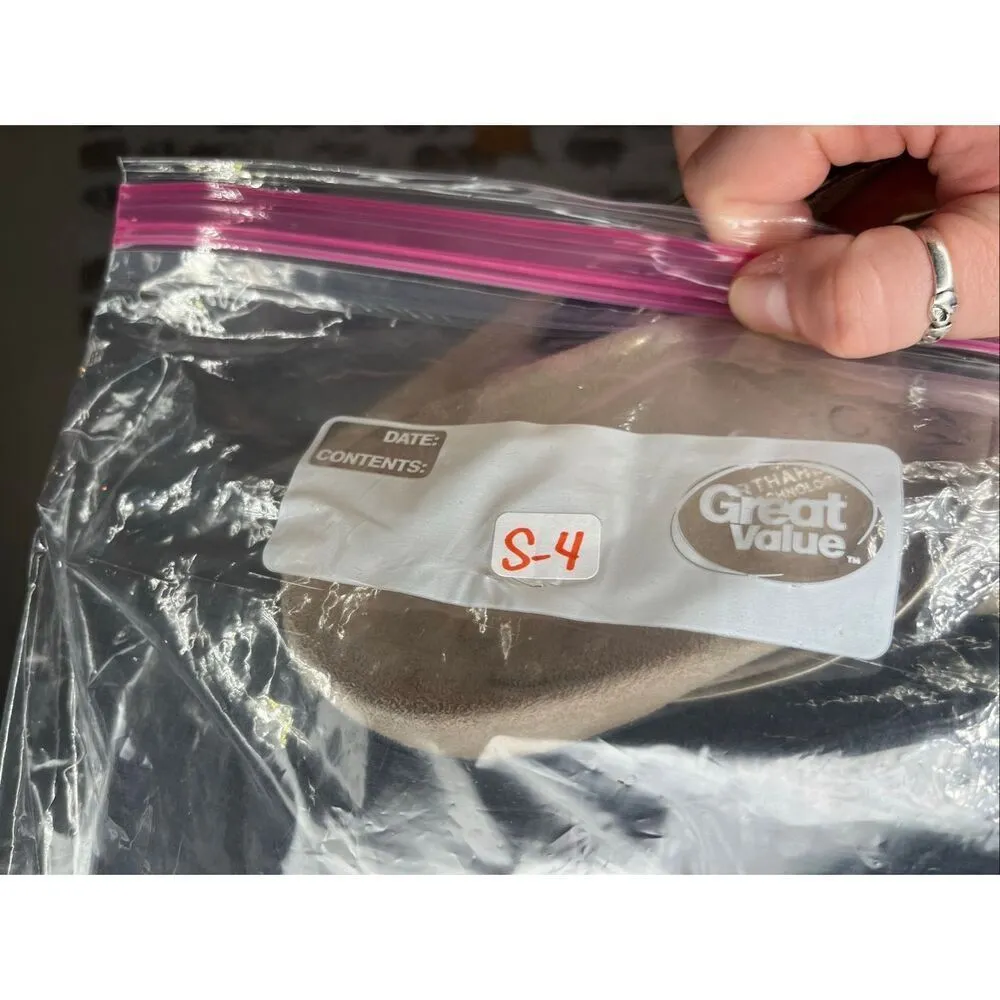 Vionic | women flip flop sandals with bows - Image 3