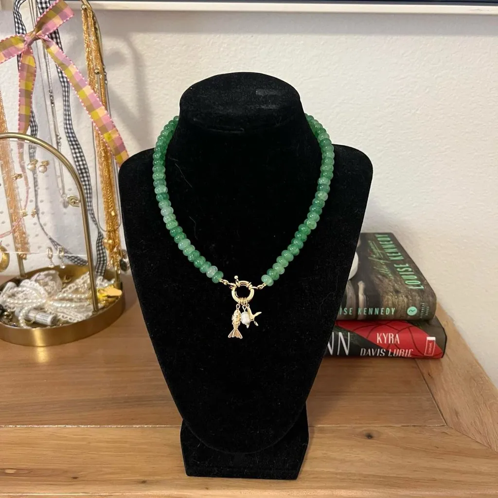 Gold Fish, Starfish, & Pearl Charm Green Glass Bead Necklace⭐️ - Image 2
