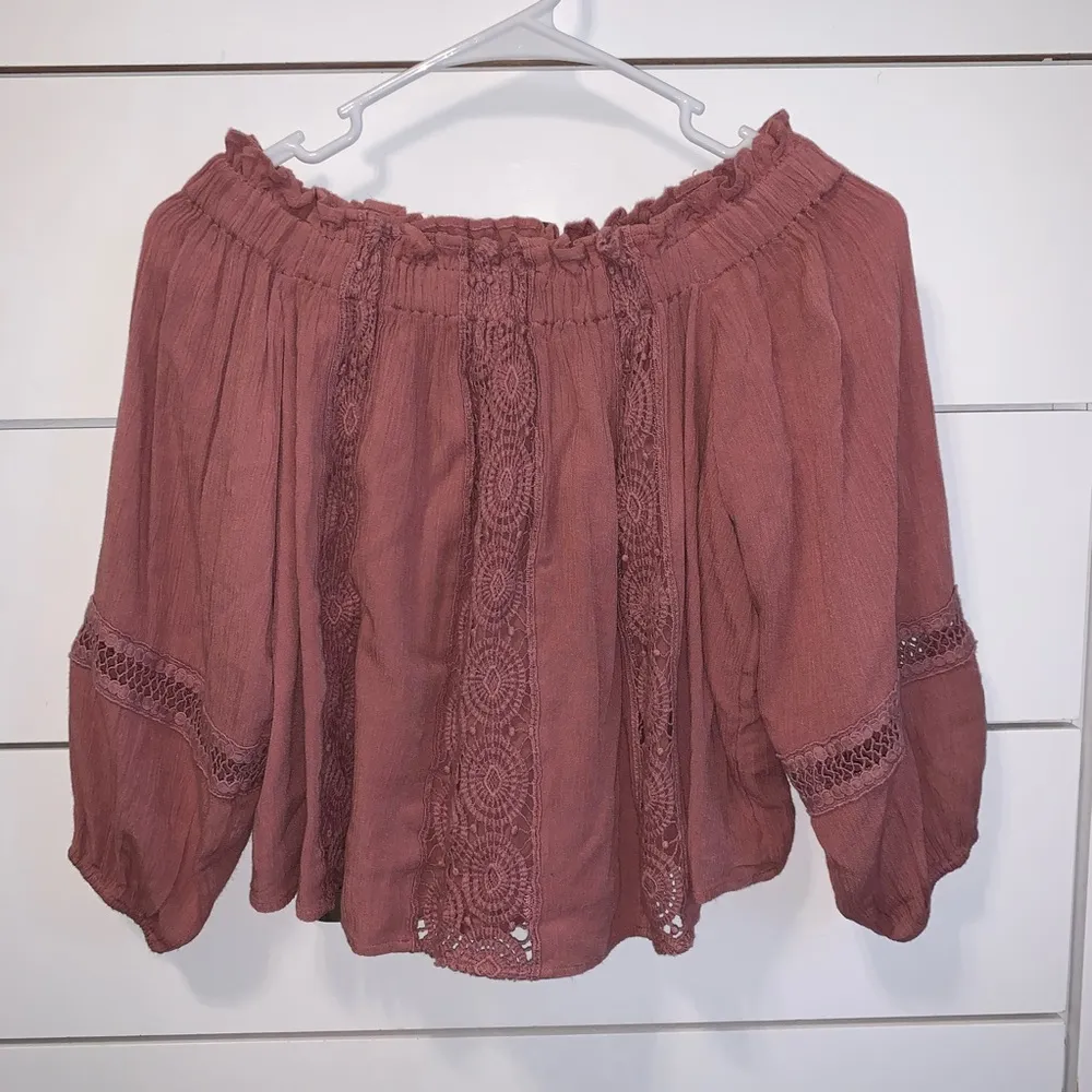 American Eagle mauve pink off the shoulder top - Image 2