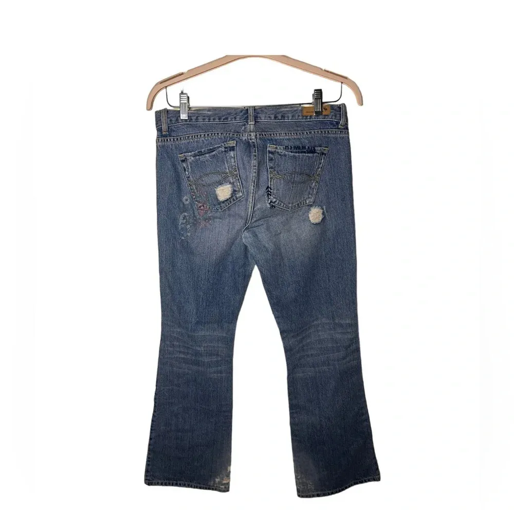 Vintage Abercrombie & Fitch Y2K Low Rise Flare Distressed Denim 8 - Image 4
