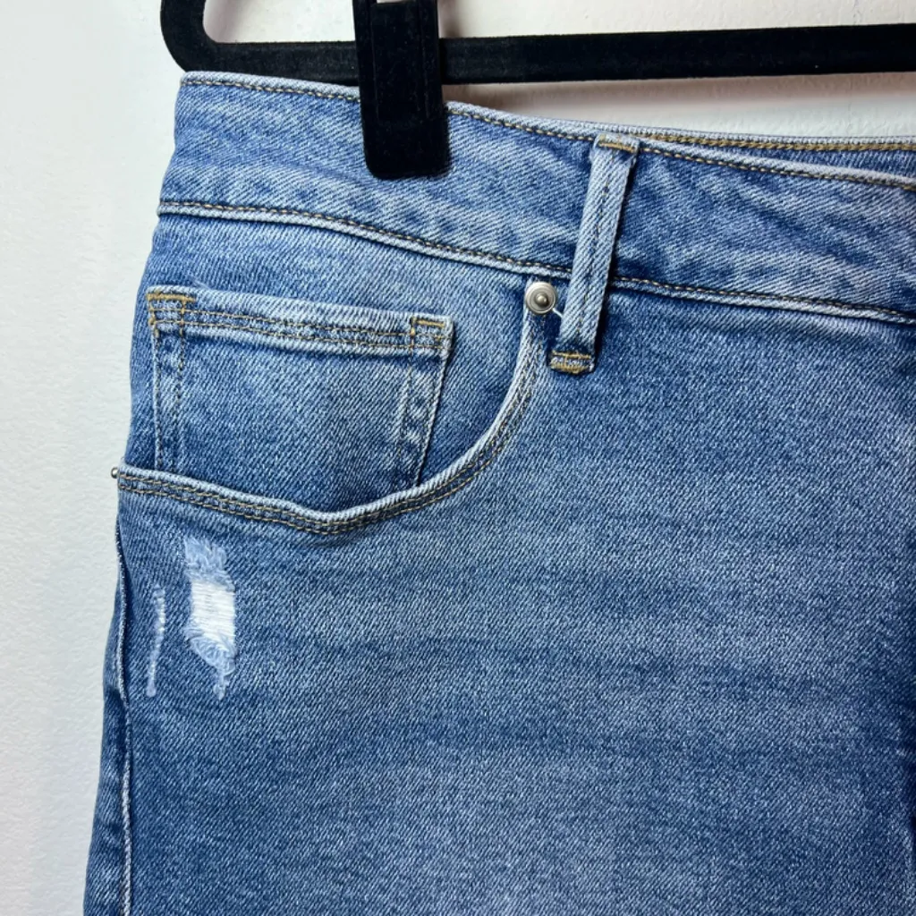 Good American Good Curve High Waisted Jean Shorts Blue Distressed Stretch  Sz 15 - Image 2