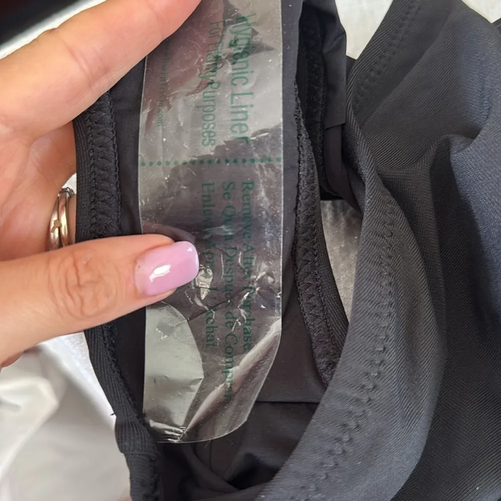 Robin Piccone JANE V PLUNGE ONE PIECE, Size 4, $186 - Image 6