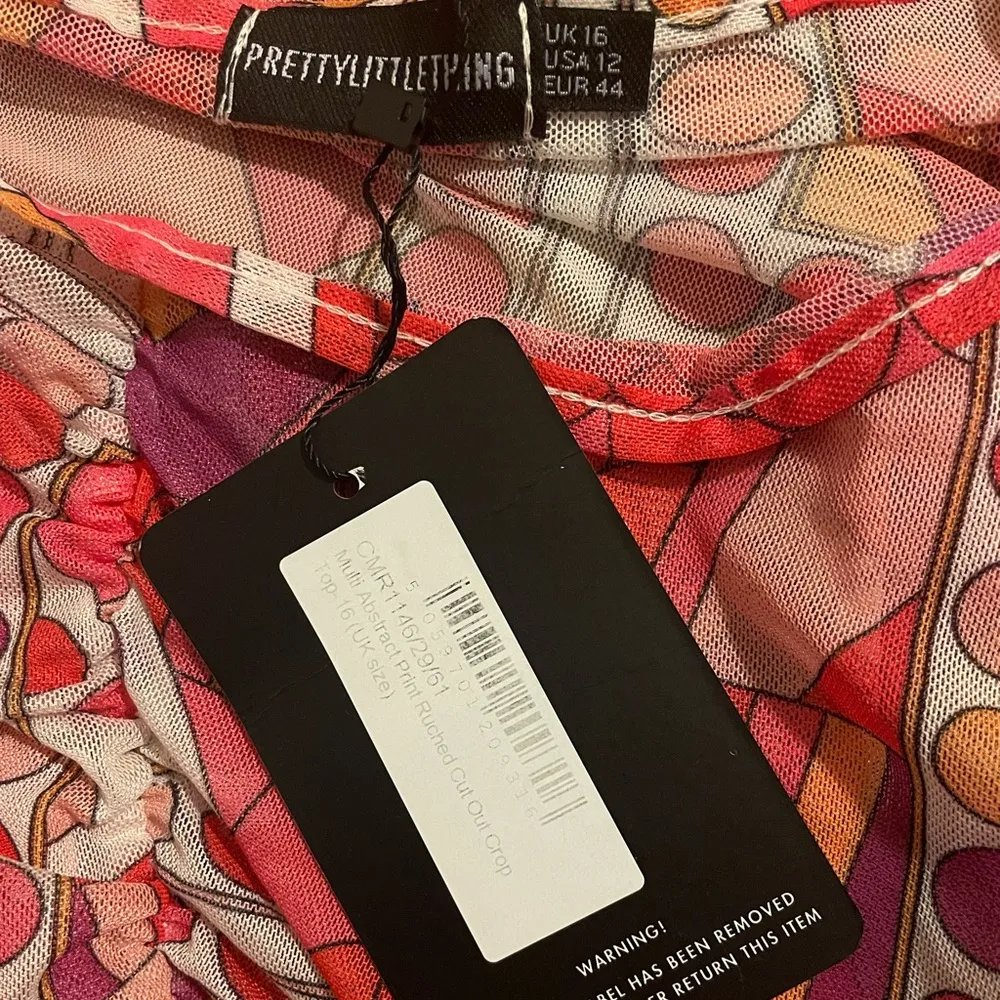 PrettyLittleThing Multi Abstract Print Ruched Underbust Cut Out Crop Top size 12 - Image 6