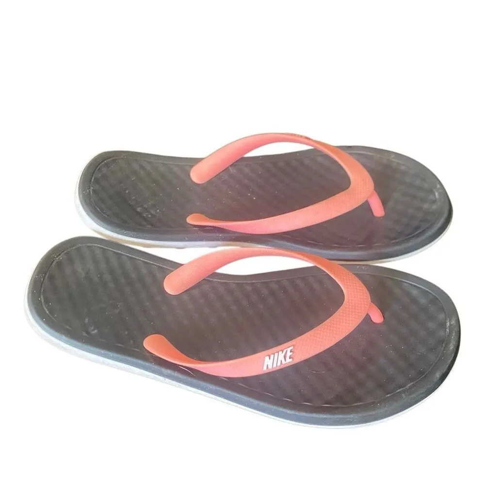 Nike sandals women’s size 7 black pink thongs slip ons - Image 2