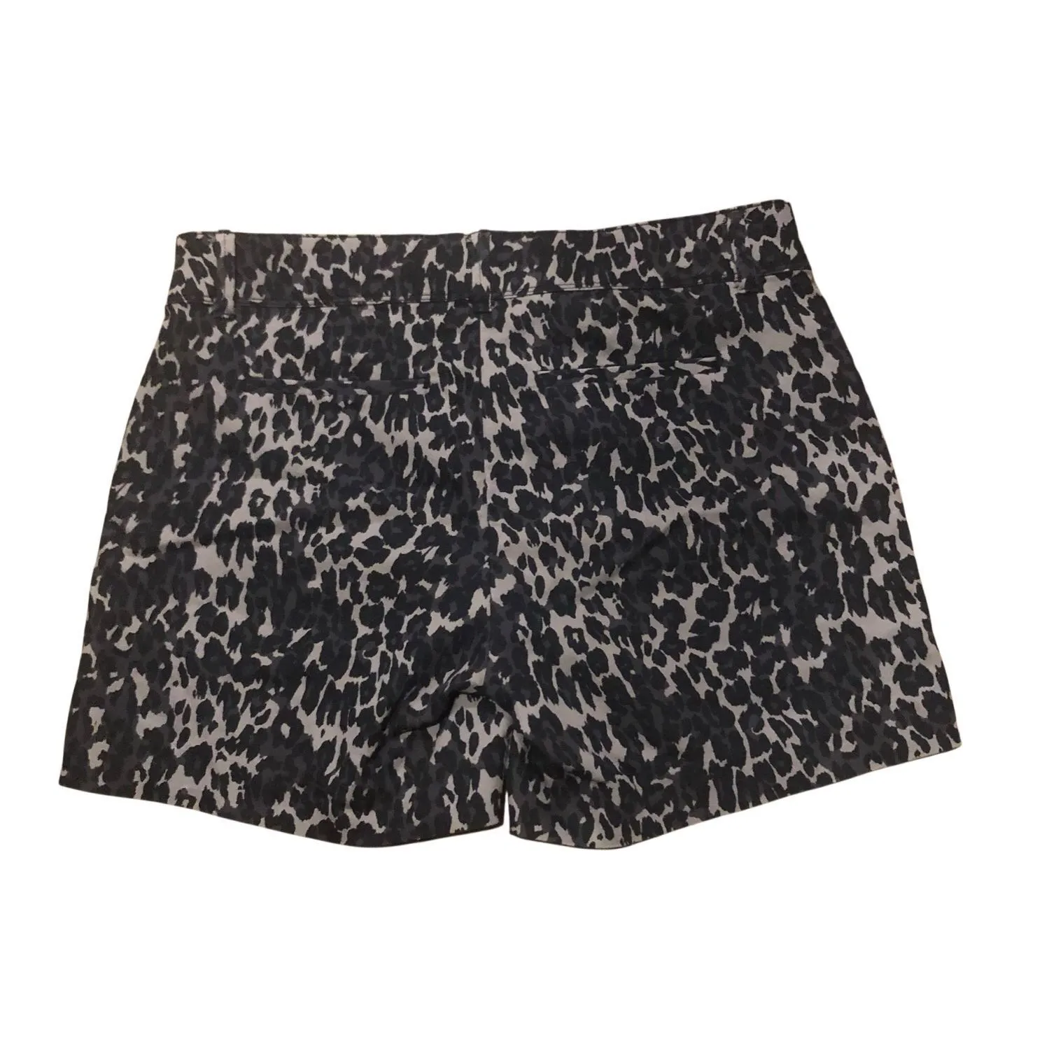 Isaac Mizrahi New York Women's Distressed Leopard Gray and Black Tailored 5" Ins - Image 4