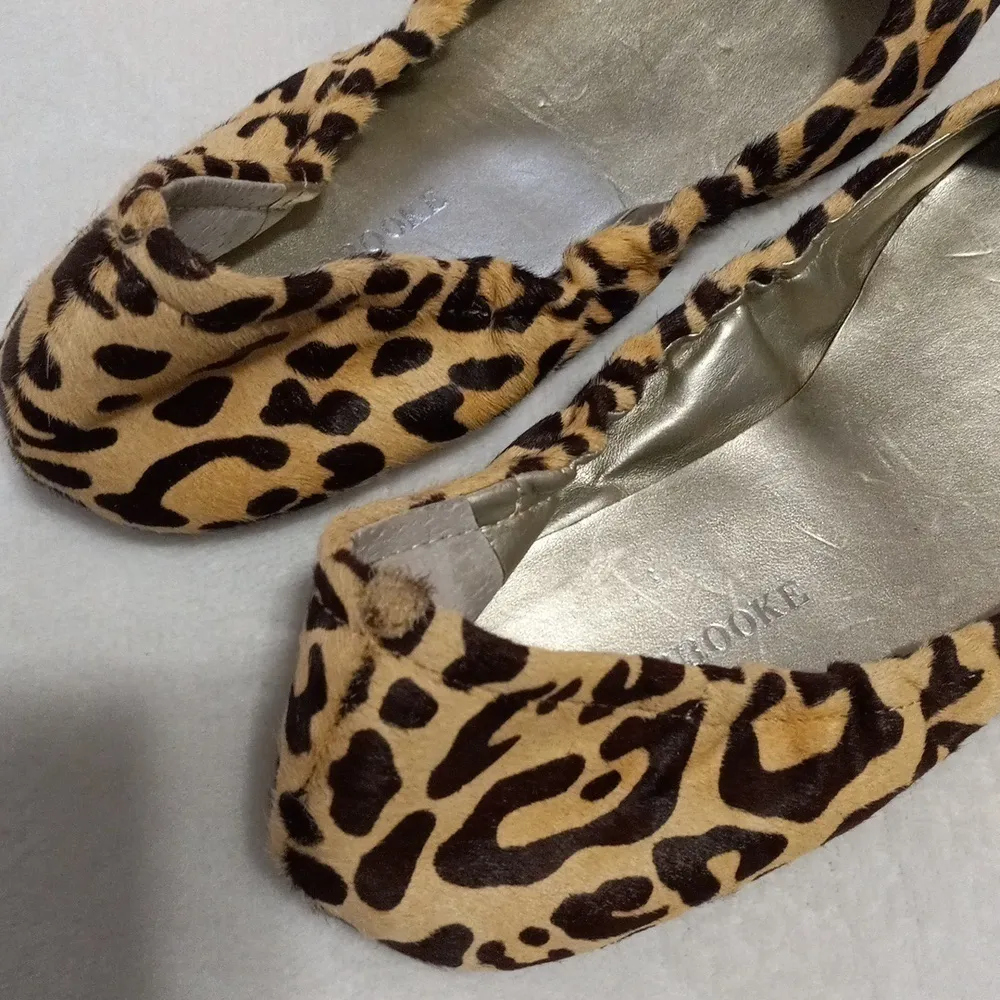 Audrey Brooke "Lydia" Leopard Print Calf Hair Ballet Flats - Image 5