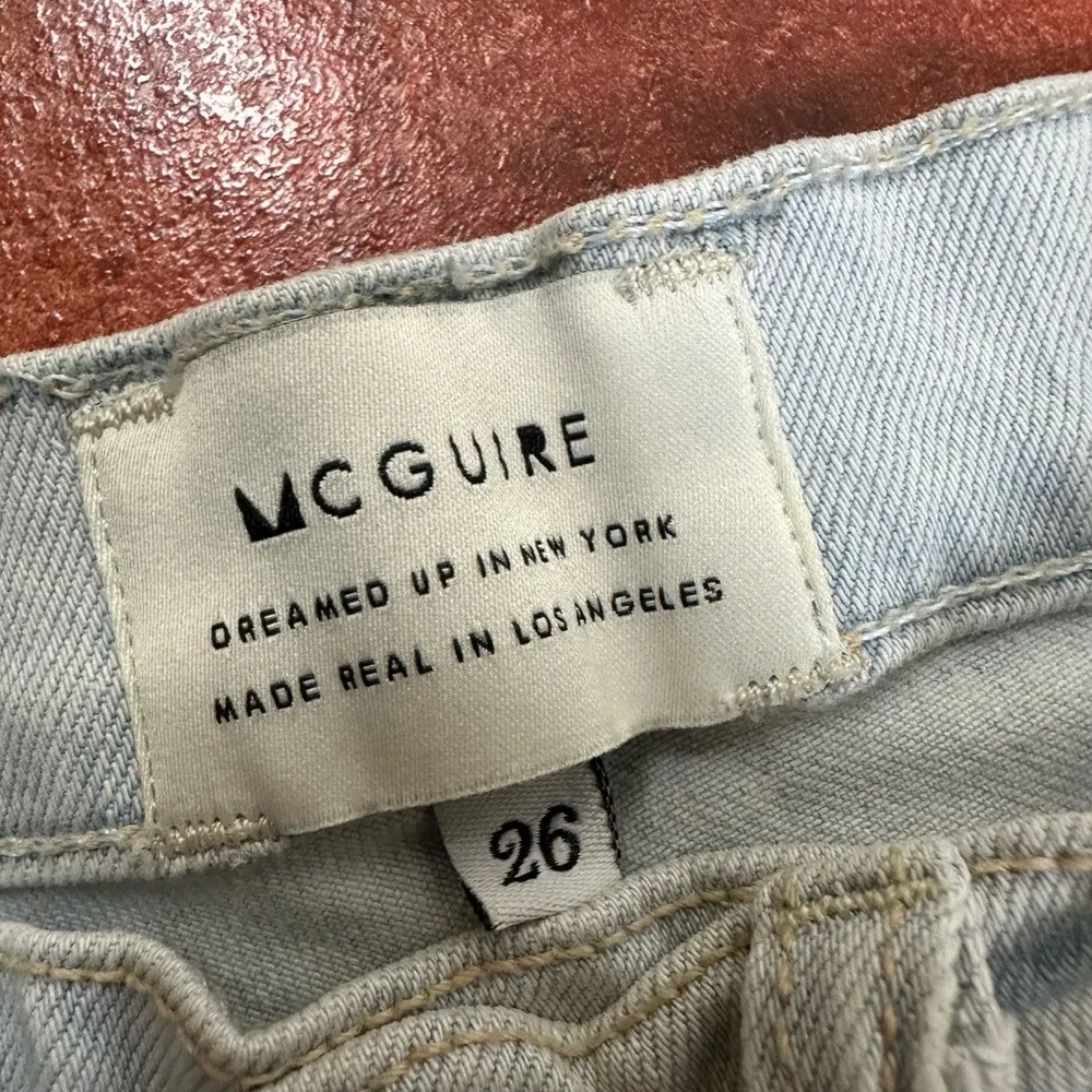 McGuire Light Wash Distressed Frayed Hem Jeans Size 26 - Image 3