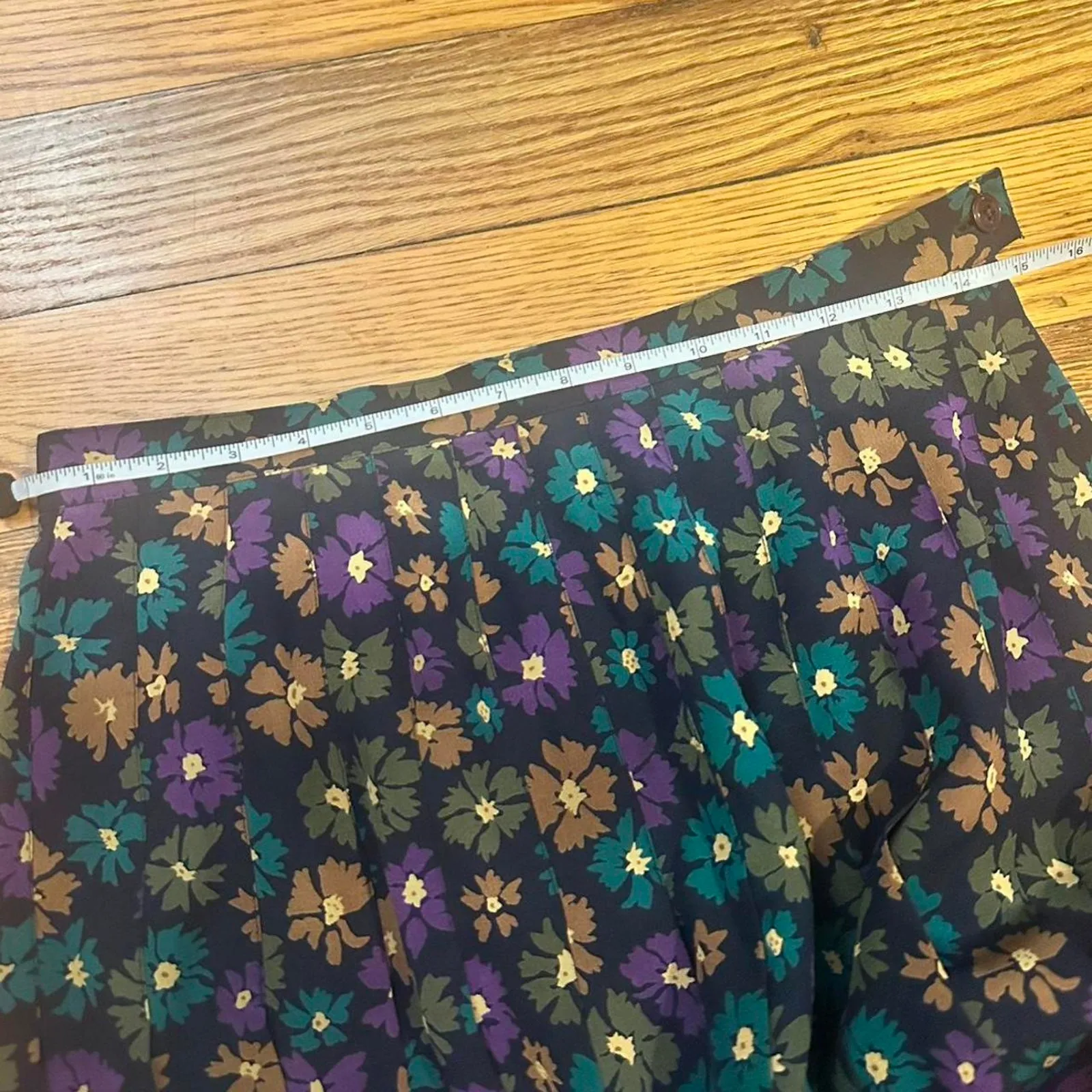 Y2k floral print pleated skirt Black Size 12 - Image 6