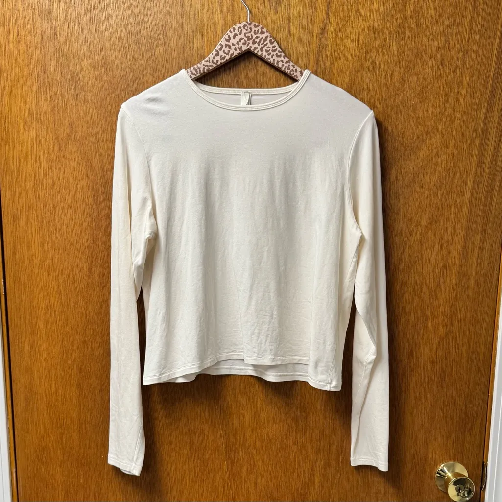 Skims Vintage Cropped Long Sleeve Pullover Top Round Neck Stretchy White 3X - Image 13