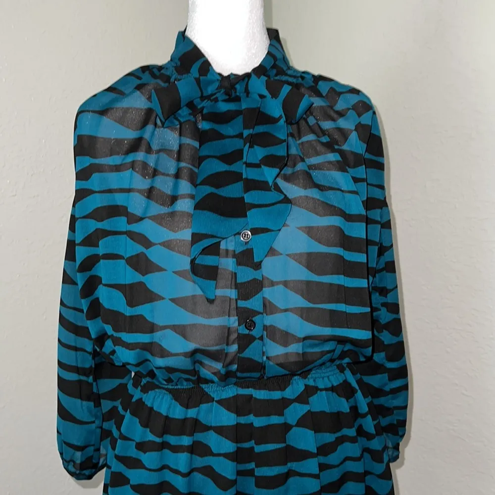 RetroLook mini dress- Collective Concepts - Image 2