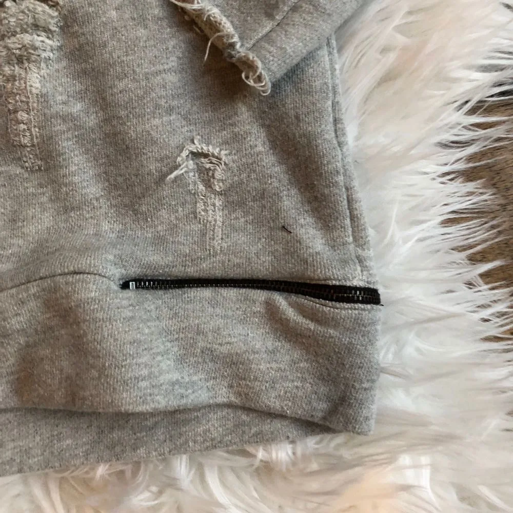 Relia Sweatshirt In Heather Grey  - Image 6