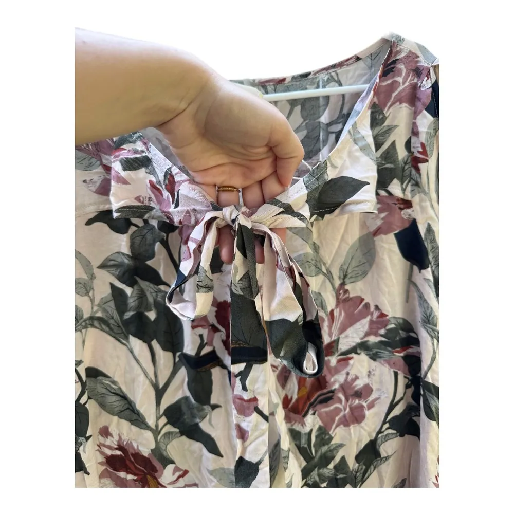 Entro Floral Blouse // Size Medium - Image 3