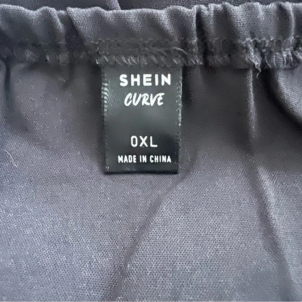 SHEIN Tops set of 2 - Image 6