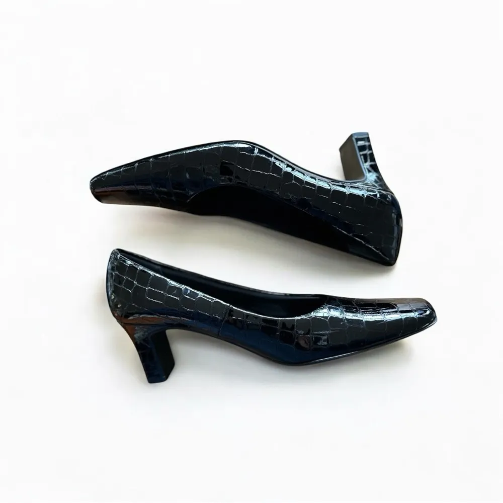 Vintage Nordstrom croc embossed Black  Heels - Image 2