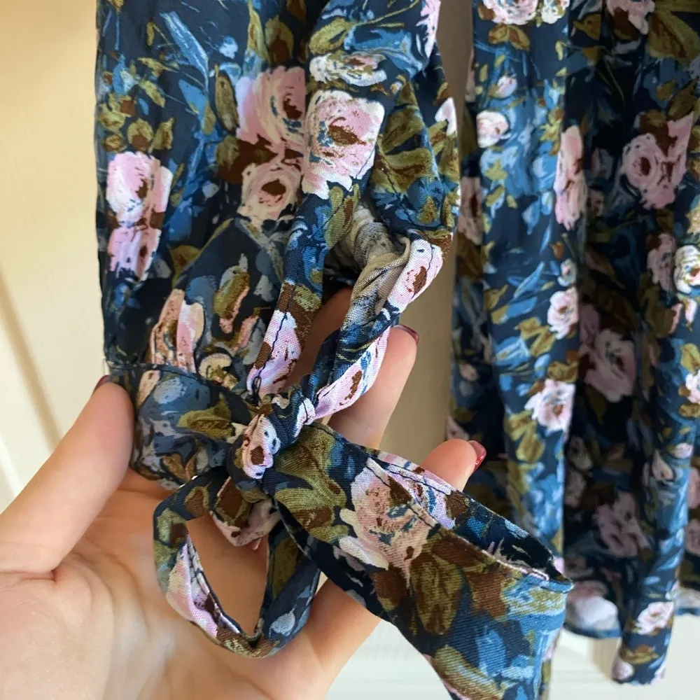 Wild Fable size medium floral granny core midi knee length long sleeve blue - Image 8