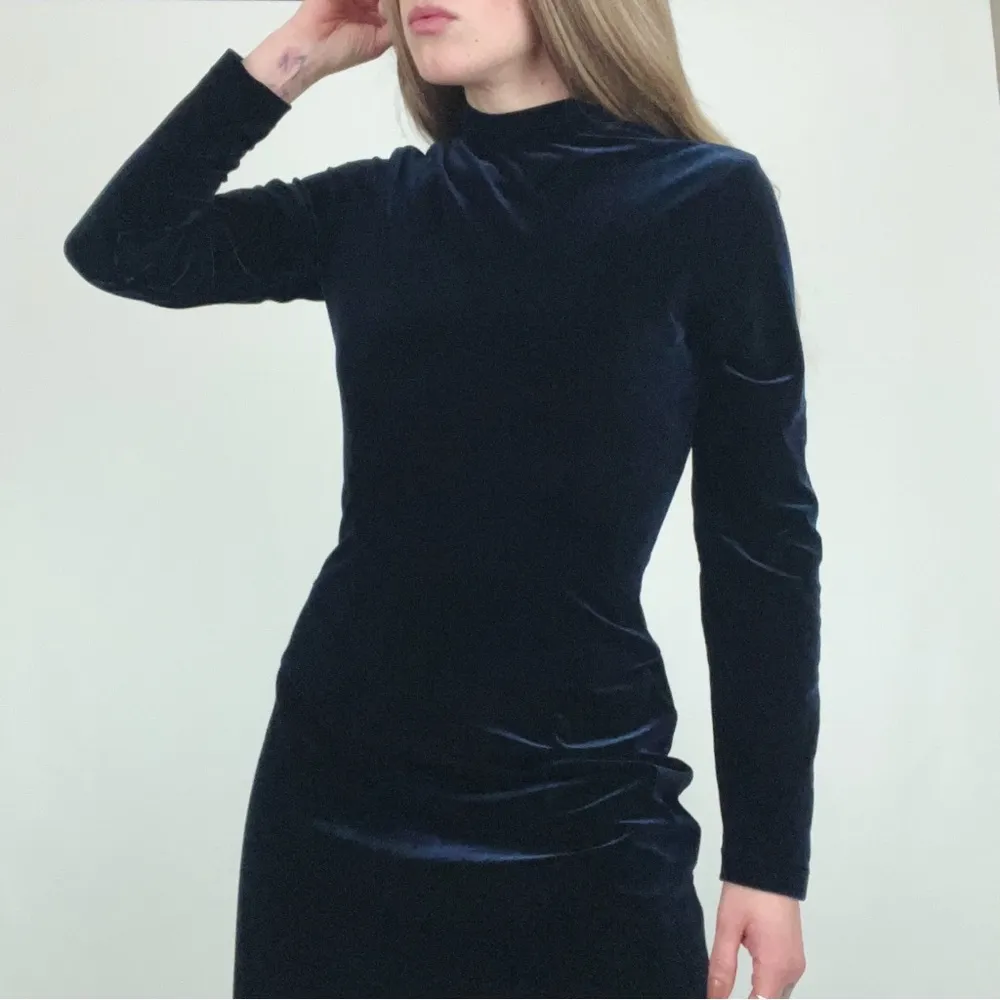 Vintage 90’s Long - Image 3