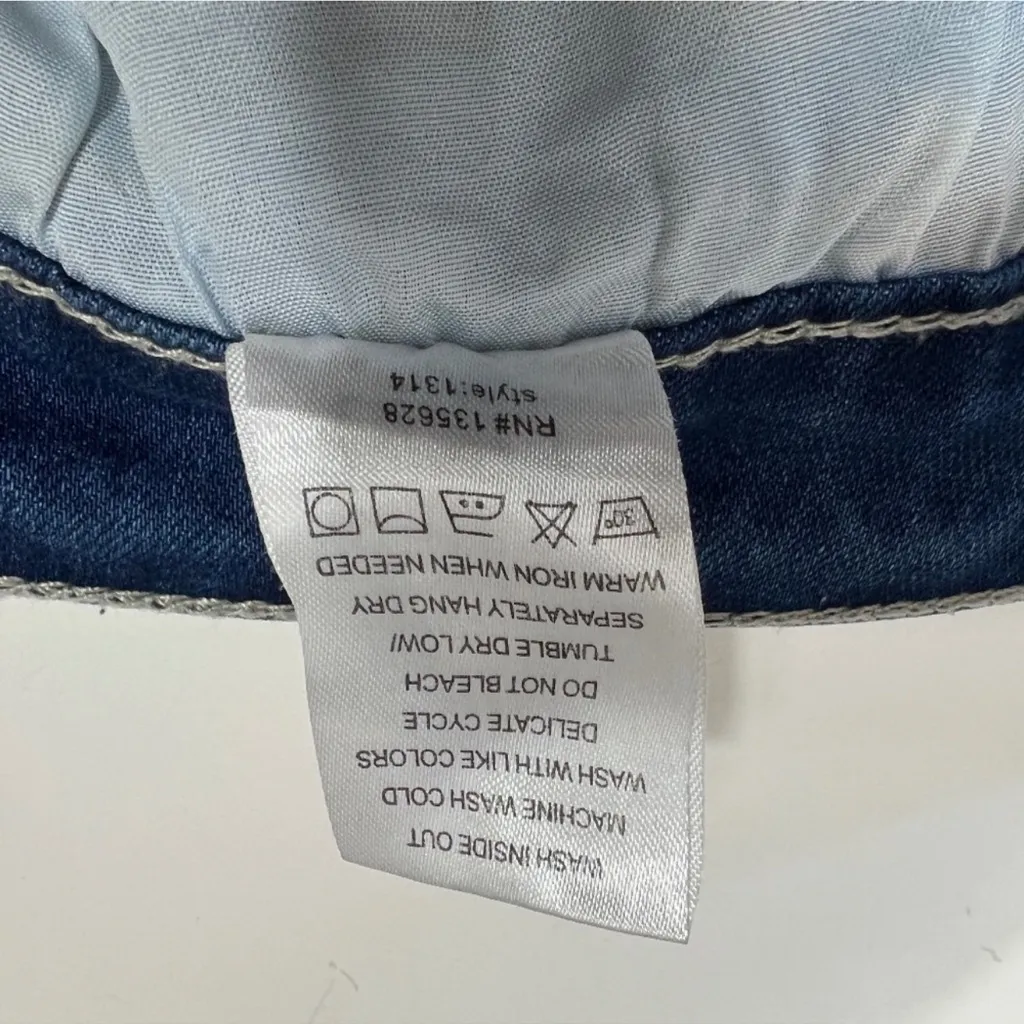 DKIN Women’s Denim Capris, Thick Contrast Stitching, Sz 10 Blue - Image 4