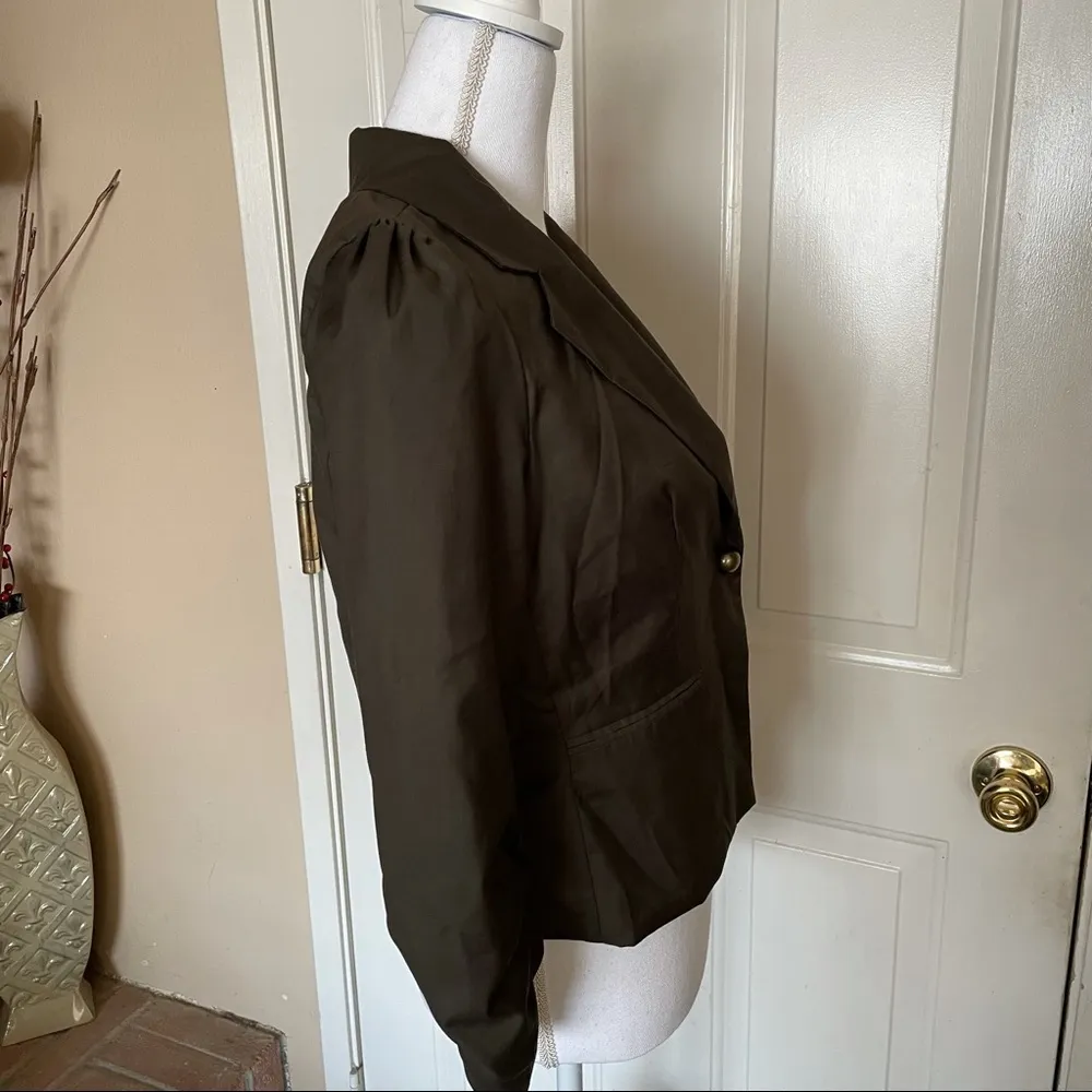 Doki Geki Women’s One Button Blazer - Image 2