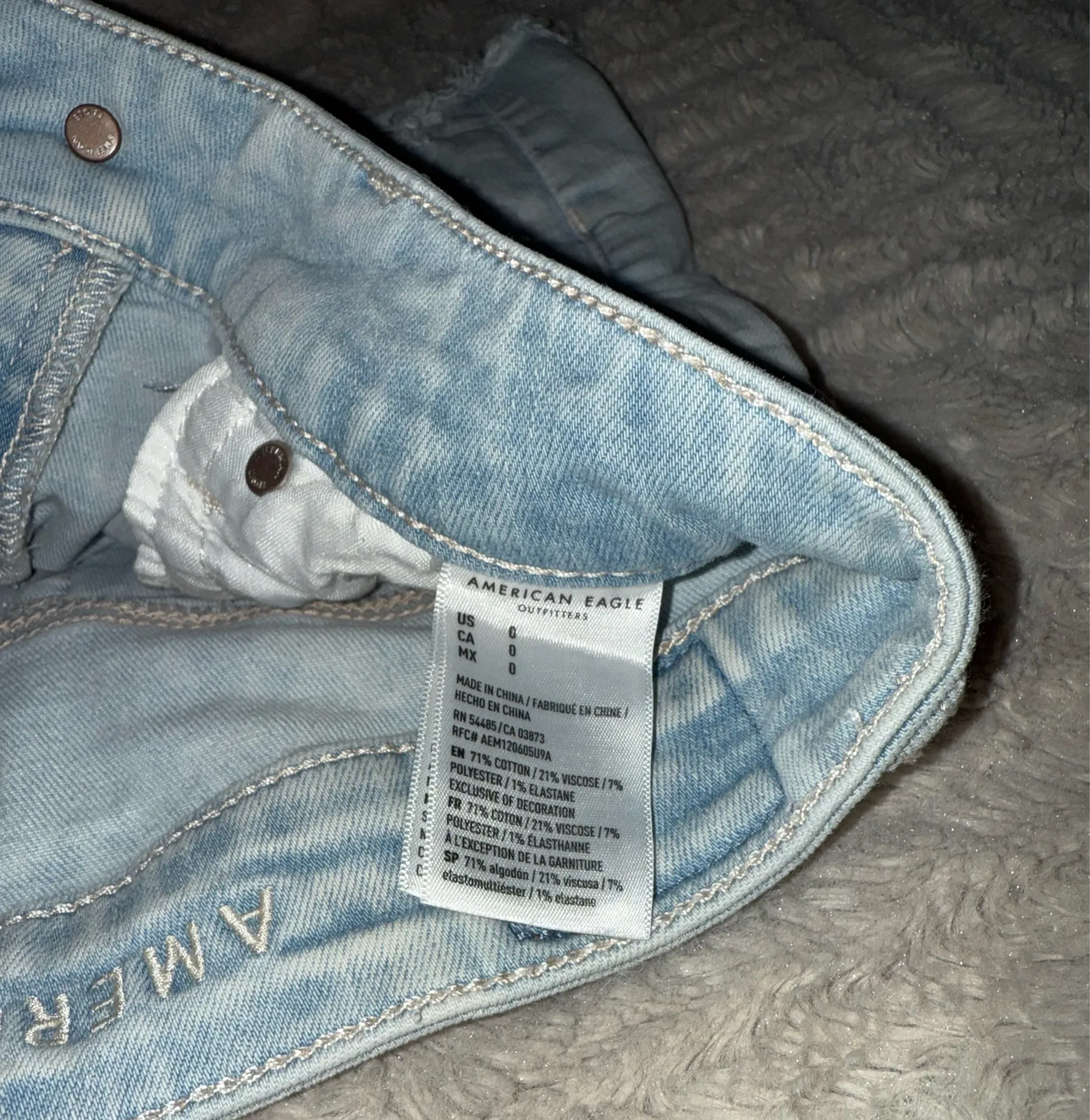 American Eagle Shorts Next Level Stretch - Image 3