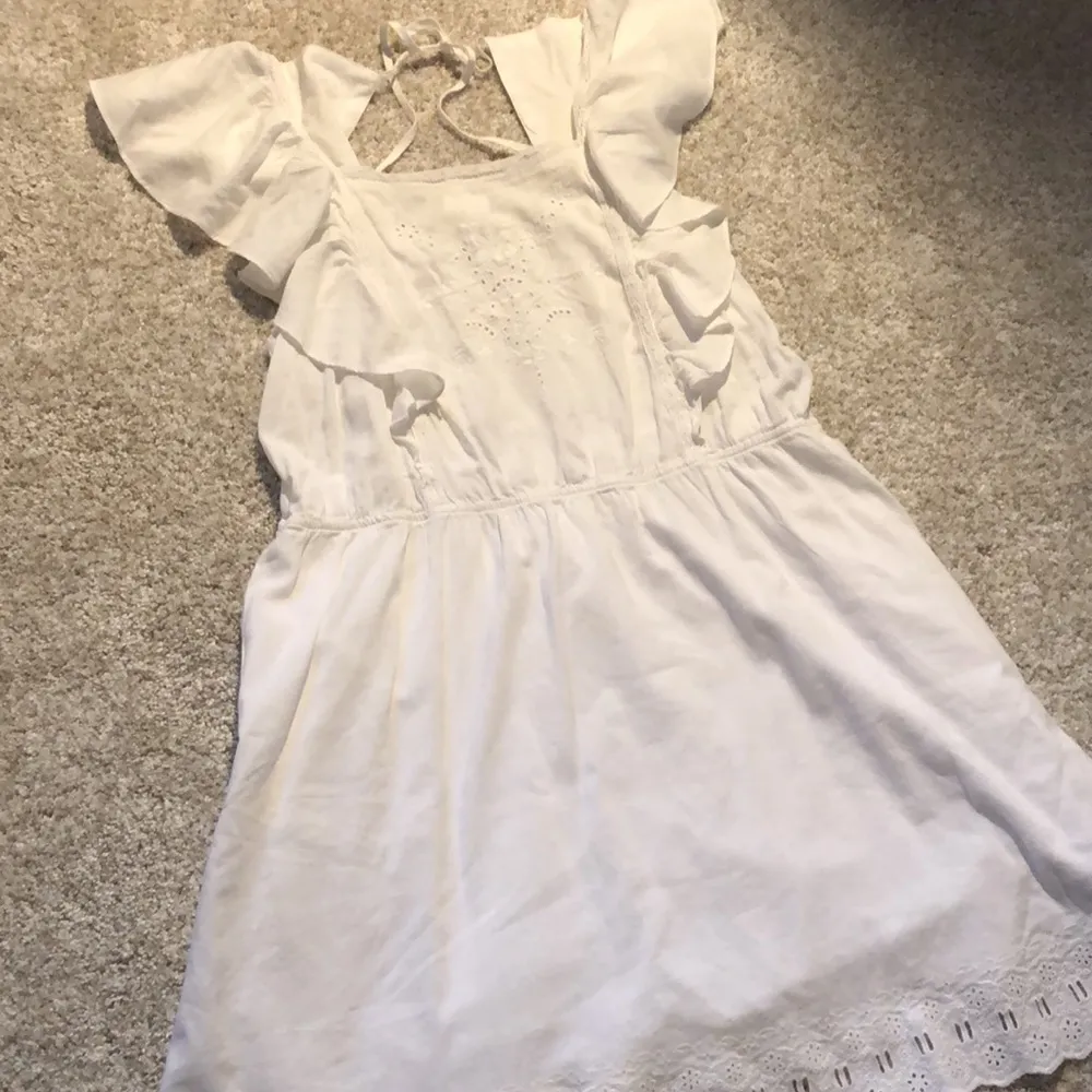 New  waist-defined flutter-sleeve tie-back mini dress, size xl - Image 8