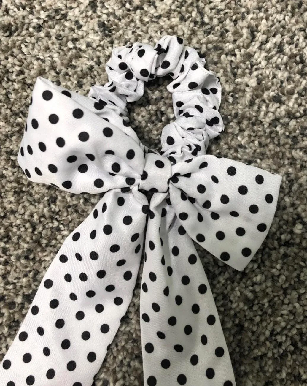 Bow Hair Scrunchie Black - Image 2