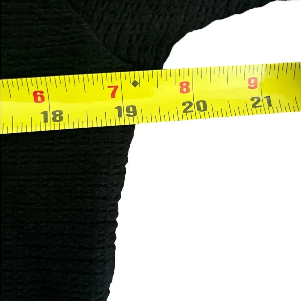 Anthropologie Long Sleeve Top Black Waffle Knit V-Neck Textured, Size Medium - Image 6