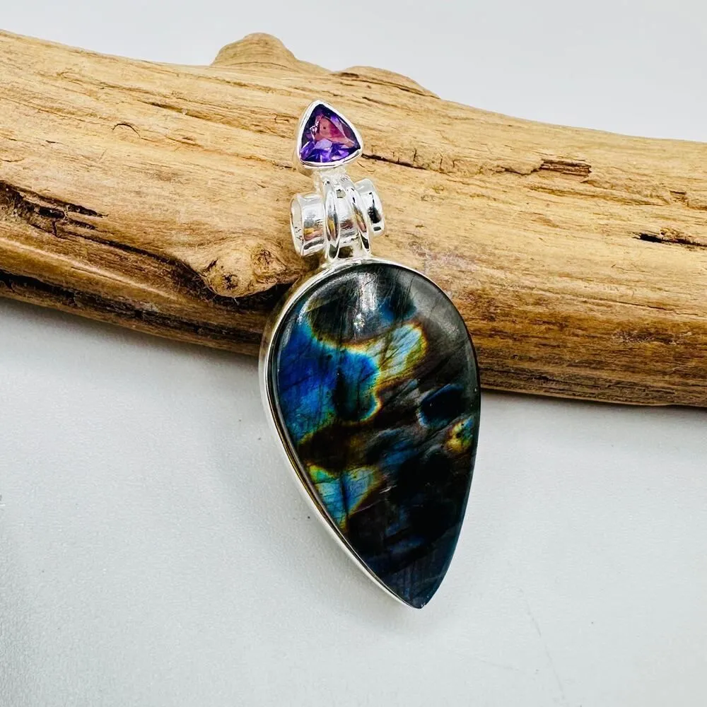 Purple Labradorite & Amethyst Pendant – Madagascar Gemstone, 925 Sterling Silver - Image 6