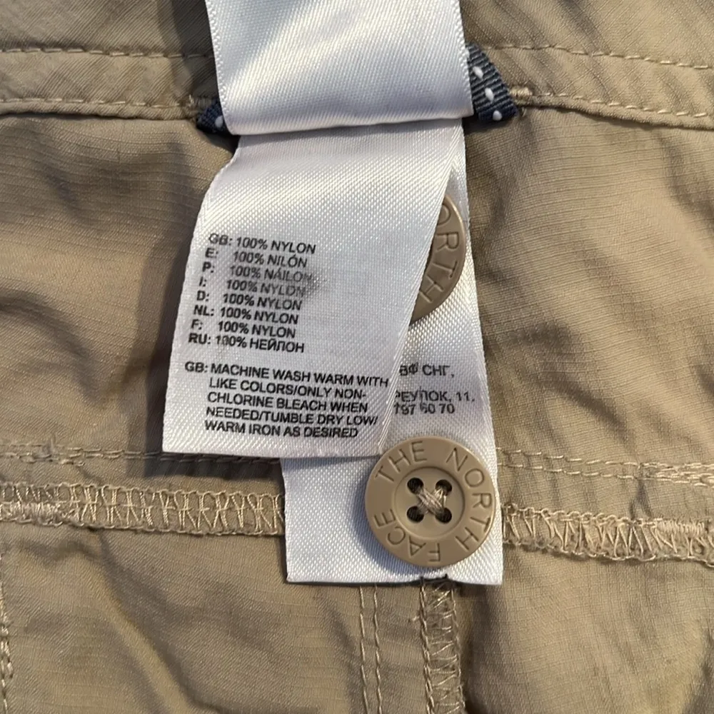 The North Face Shorts Womens 4 Long Khaki Tan Bermuda Casual Outdoor Hike READ - Image 8