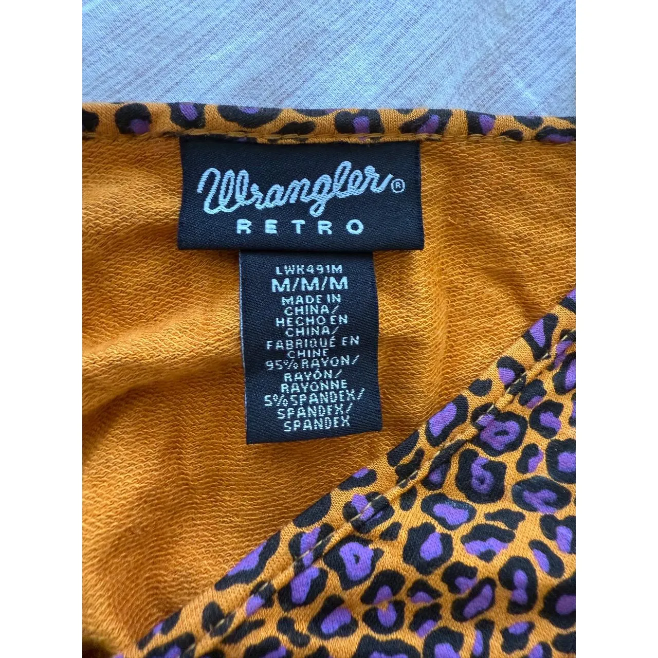 NWT Wrangler Retro Wrap Top Blouse size medium - Image 5