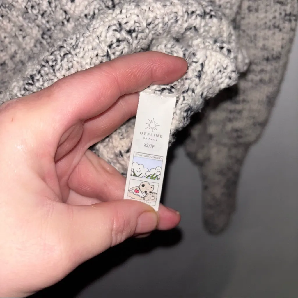 OFFLINE By Aerie Chillside Turtleneck Sweater White Gray Ribbed Knit Oversized - Image 5