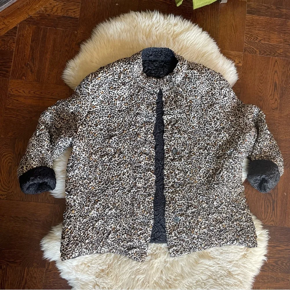 Vintage crinkled silk animal print oversized jacket mob wife aesthetic Size XL - Image 6
