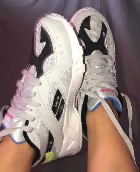 Reebok Grey  Sneakers - Image 3