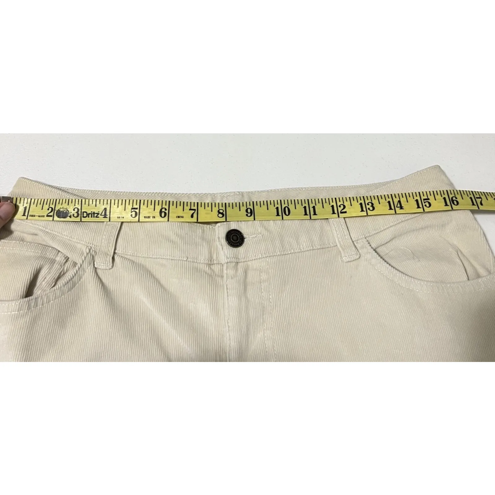 St. John’s Bay Women’s Bootcut Corduroy Jeans Cream Size 12 EUC 32x31 - Image 3