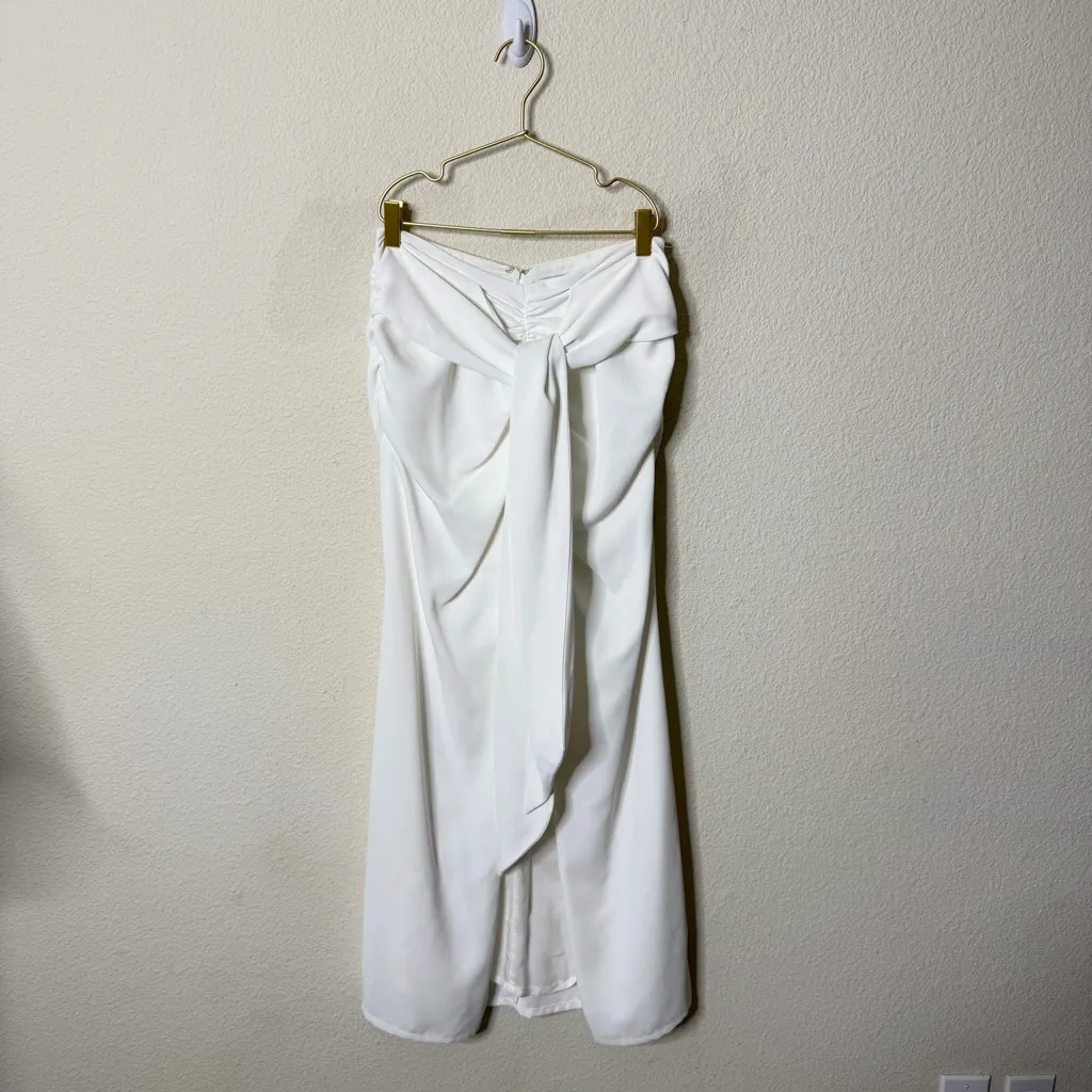 L'ACADEMIE Revolve The Rachela Maxi Skirt in White Womens Size S - Image 5