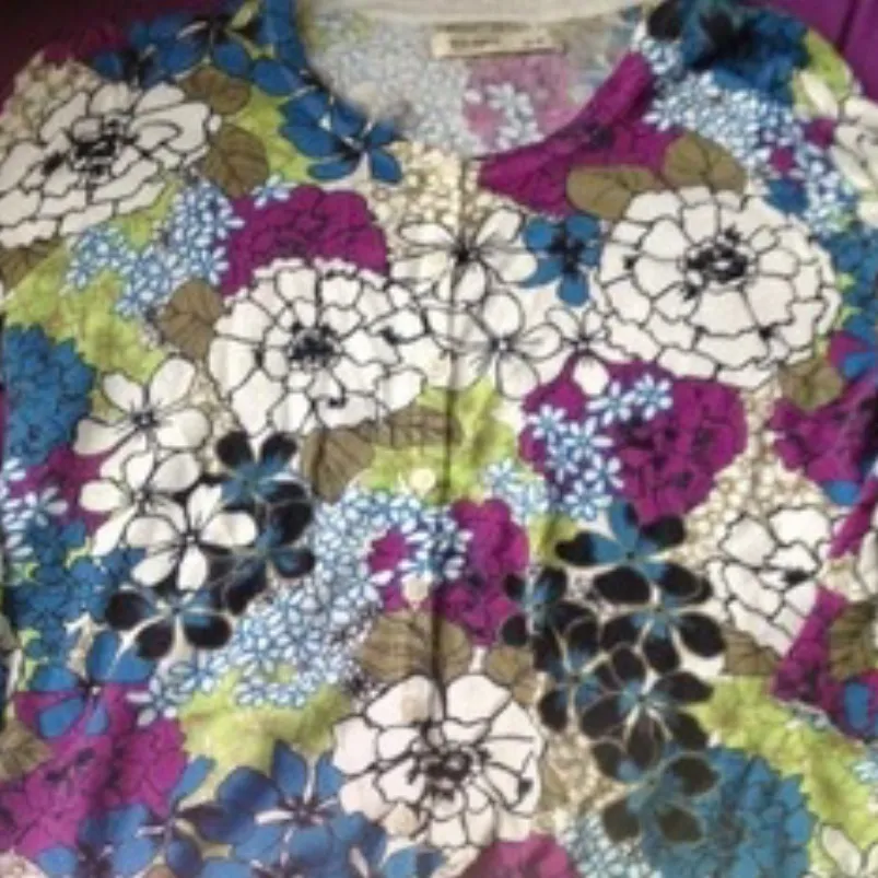 OLD NAVY Multi-Colored Floral Cardigan - Image 6
