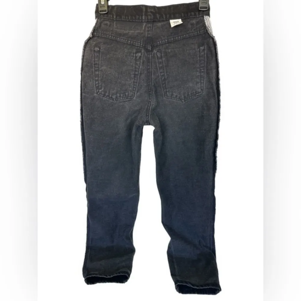 VTG Levi’s 512 Jeans Red Tab Black Slim Fit Taper Leg 3 Short U.S.A. 24” Woman’s - Image 7