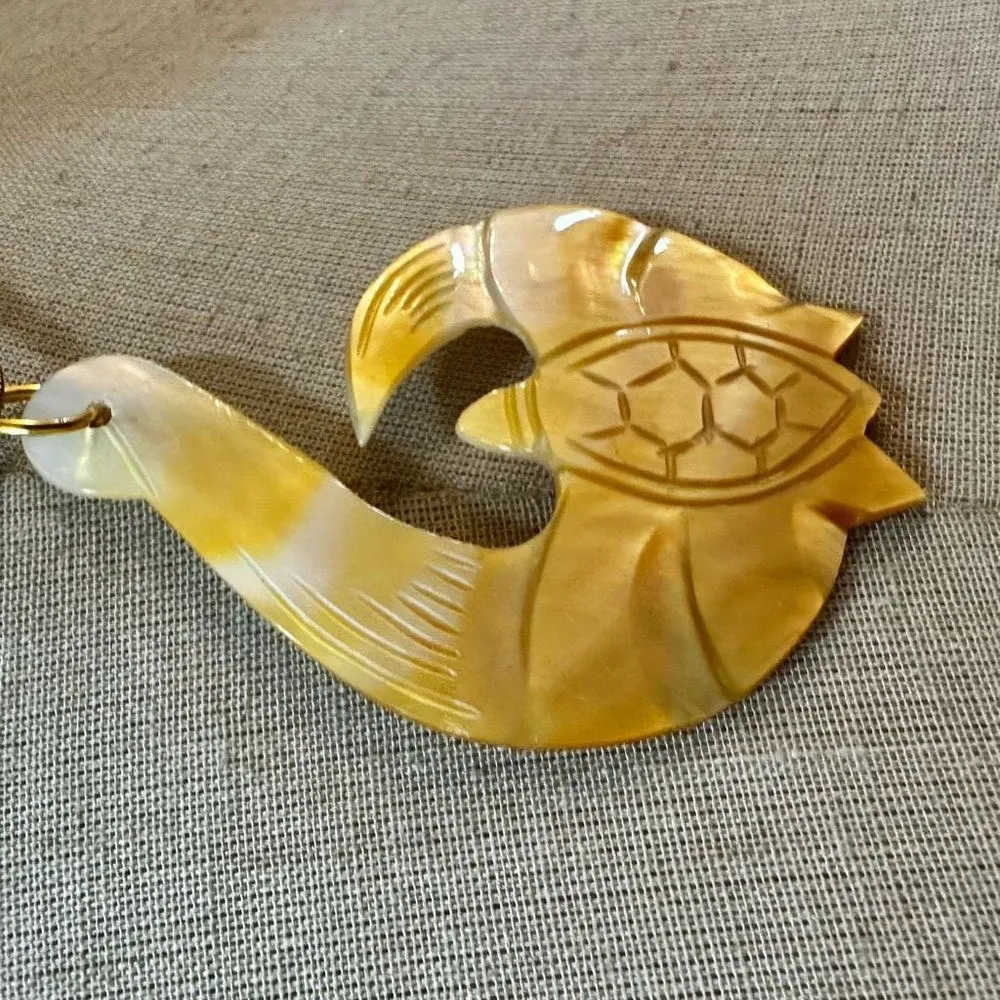 Hand Carved Turtle Shape Mother of Pearl Shell Fish Hook Necklace - Image 4