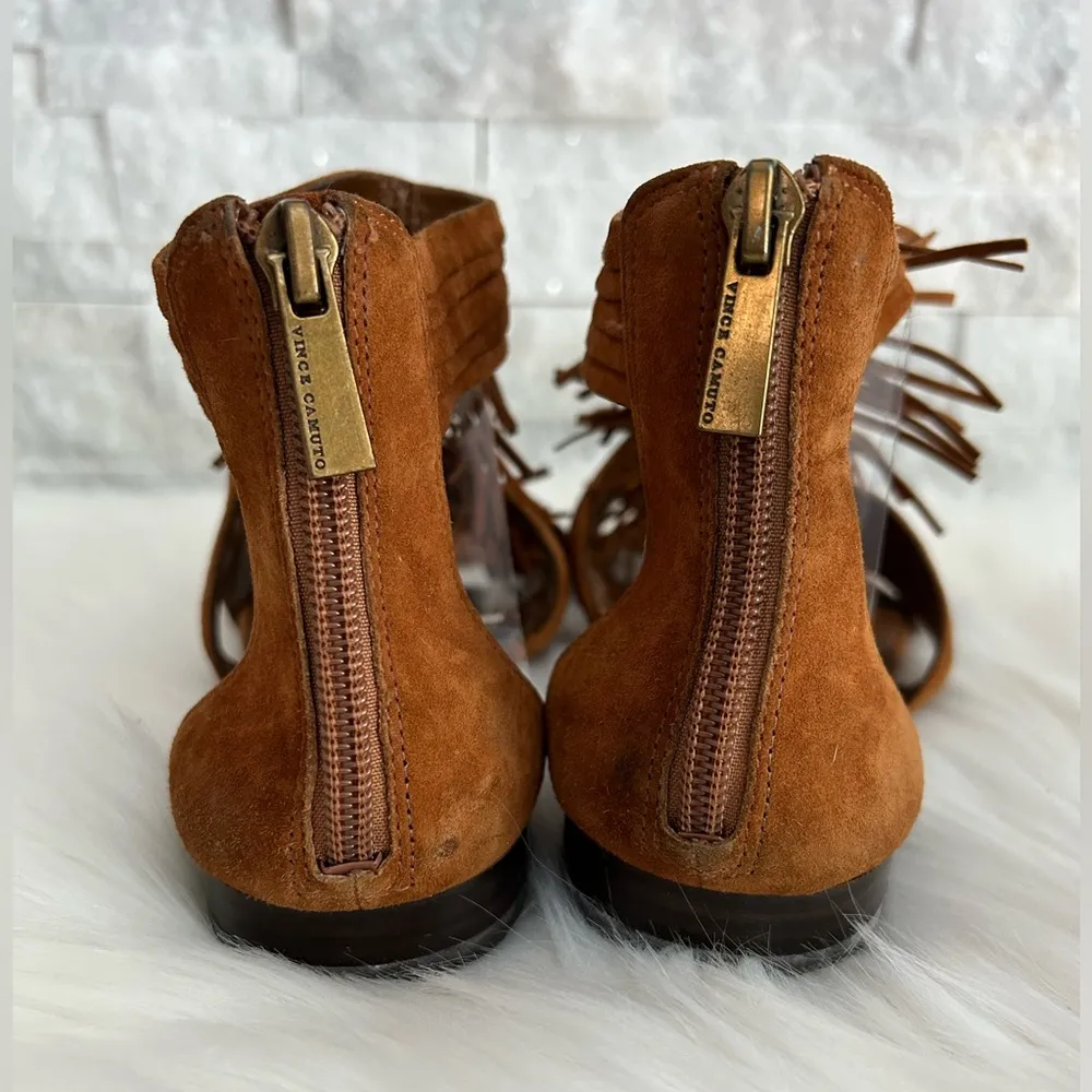 Vince Camuto Cognac Suede Fringe Flat Zip Sandals Size 7 1/2 Brass Chain Womens - Image 4