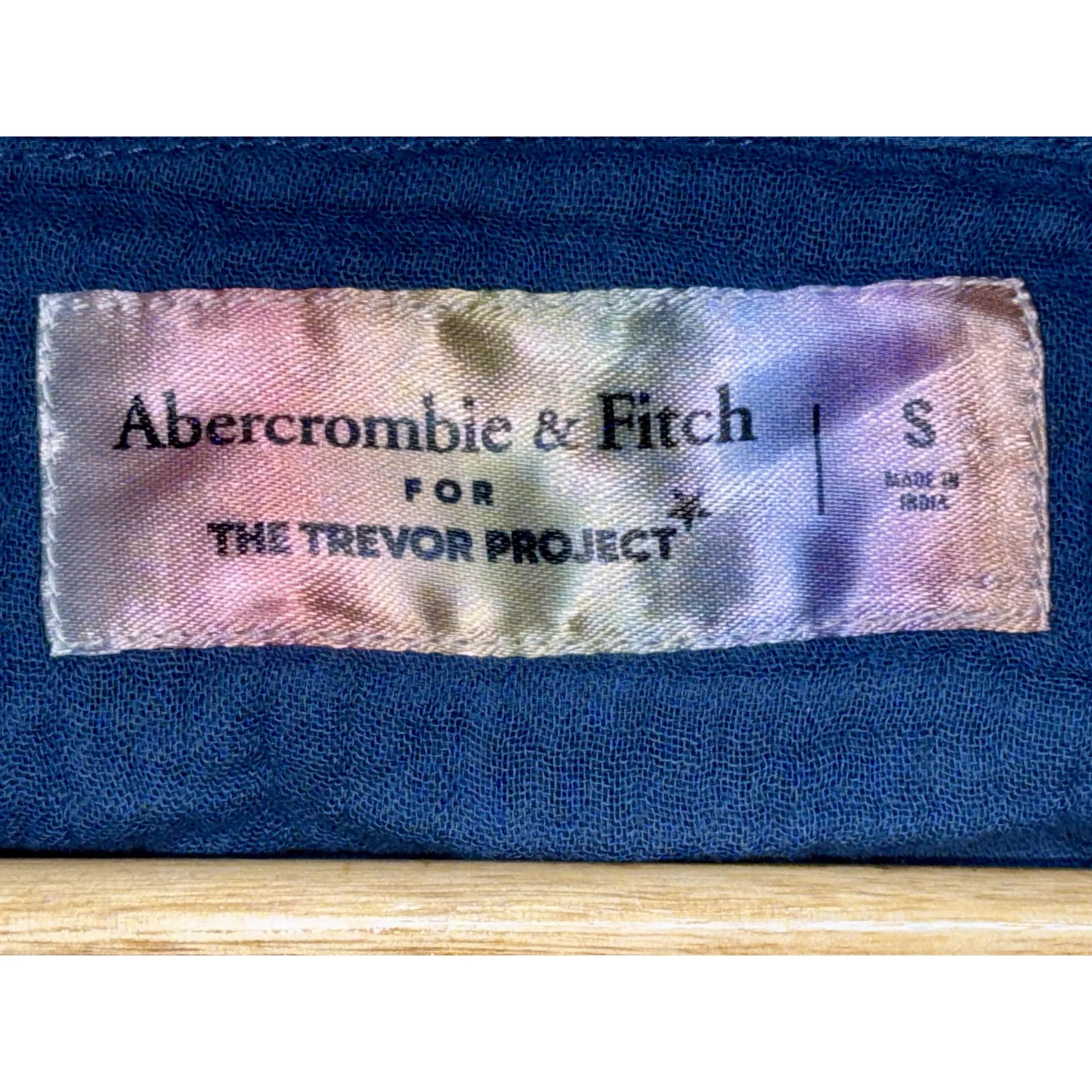 Abercrombie & Fitch Blue Cotton Embroidered Collared Short Sleeve Blouse Size S - Image 3