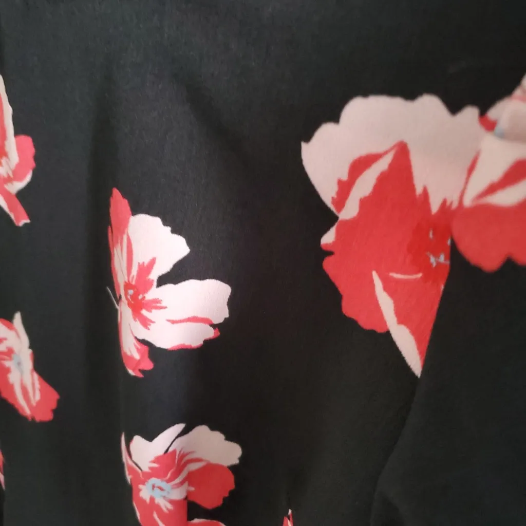 Popsugar Black Floral midi dress with side‎ slit short sleeves, size S Retro - Image 5