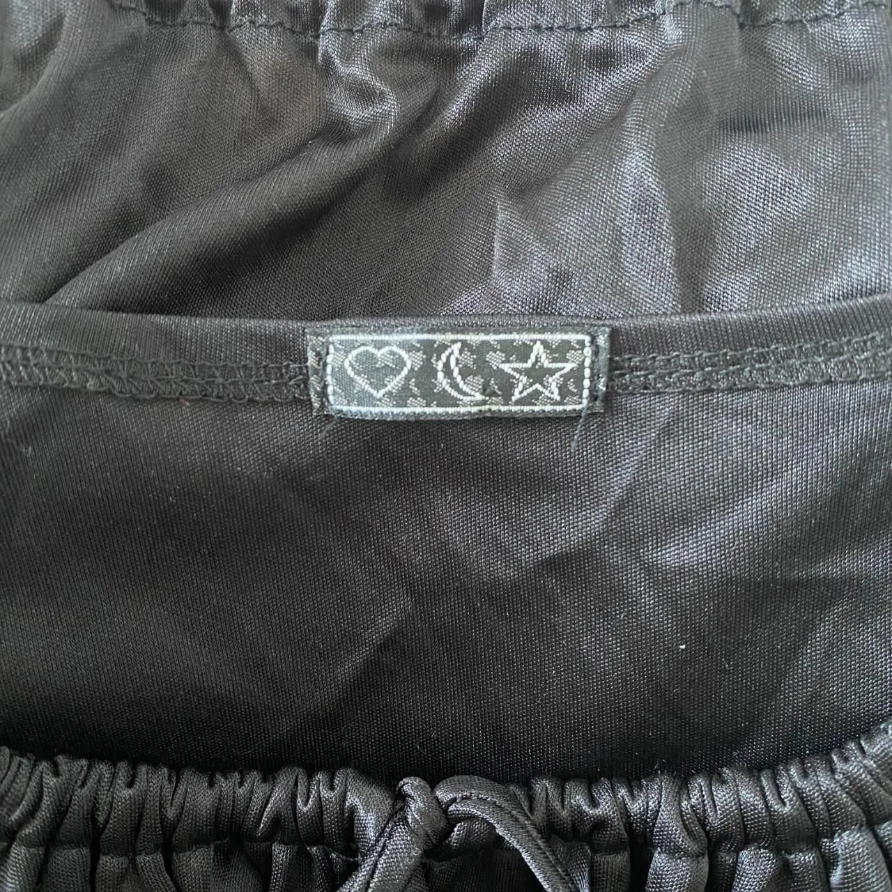 Vintage Made in USA Whimsygoth Vampy Boho Flowy Black Satin Crop Top Blouse S - Image 7