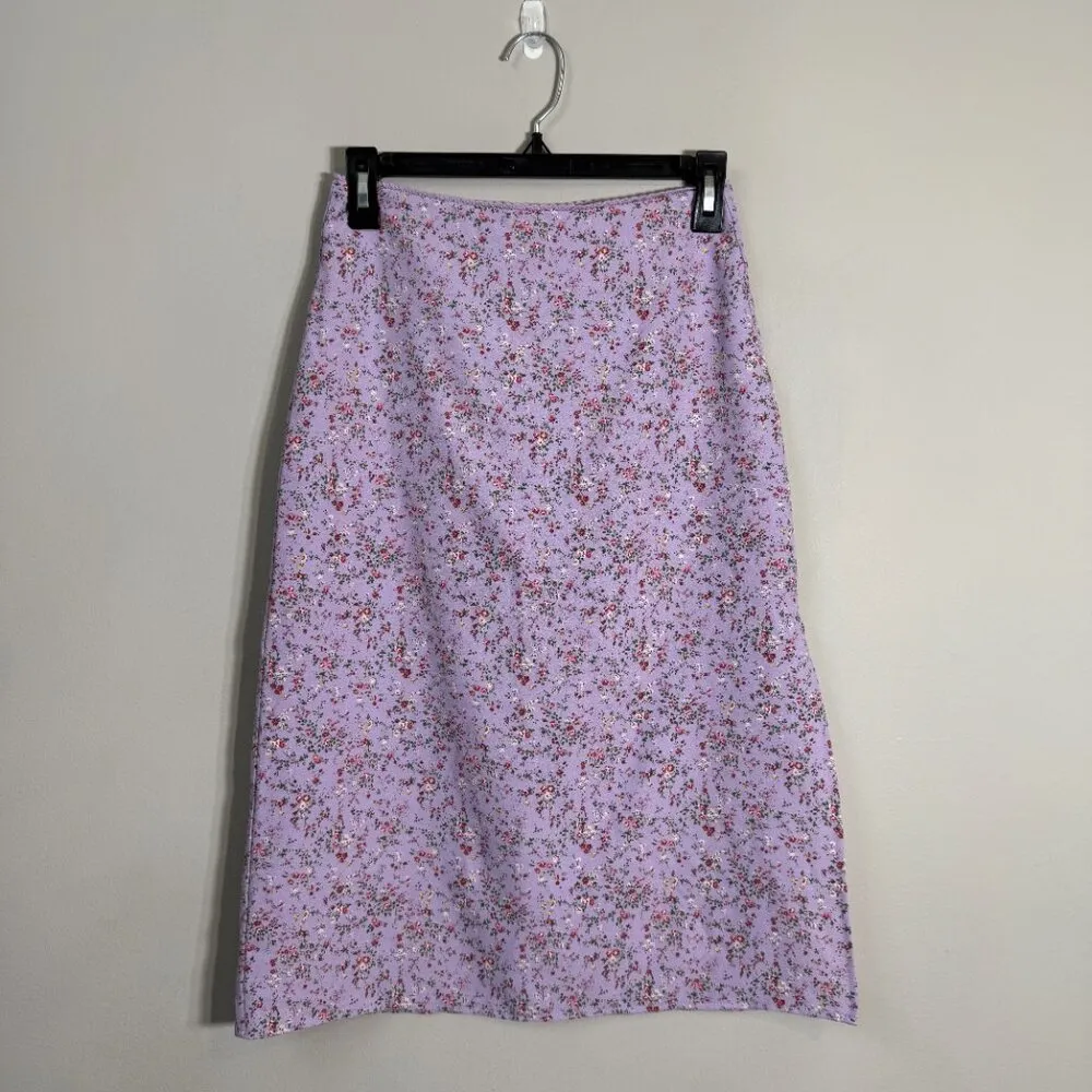 Brandy Melville John Galt  Phoebe Floral Midi Skirt One Size Lavender Slit Girly - Image 4