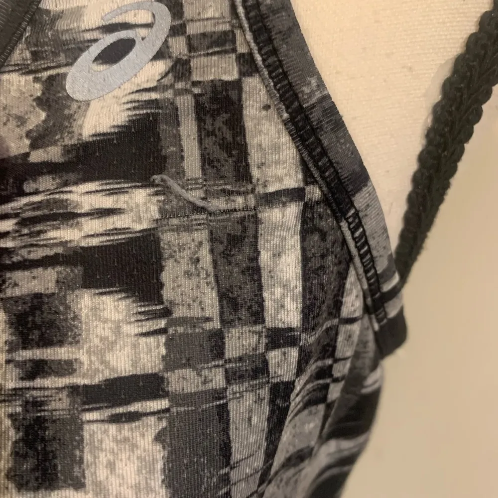 ASICS | Black and white racer back tank top - Image 5