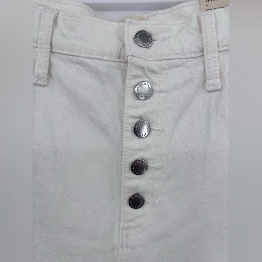 Universal Thread Women's Off-White Straight Leg Jeans - Image 4