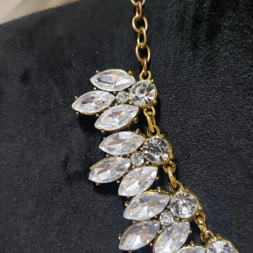 Crystals Rhinestone Antique Gold Color Metal Statement Choker Necklace - Image 4