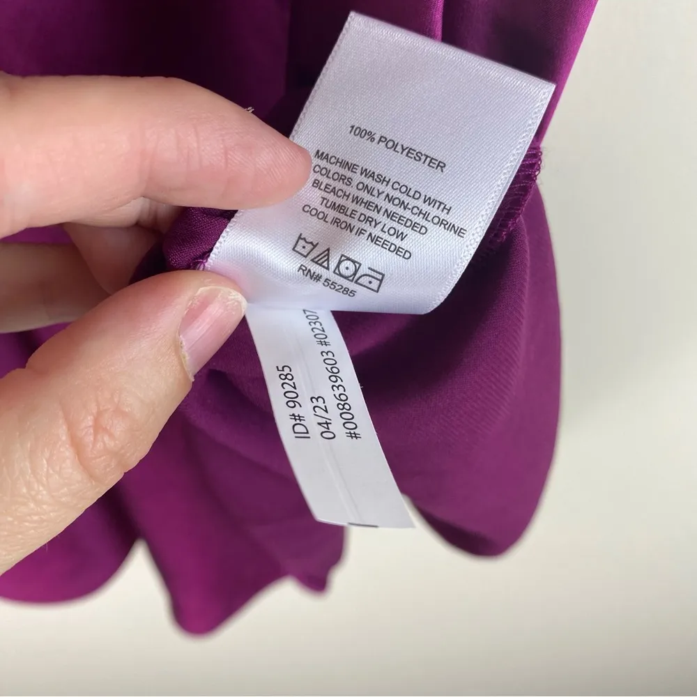 NEW Express Satin Crew Neck Tank Size Large Berry - Image 8