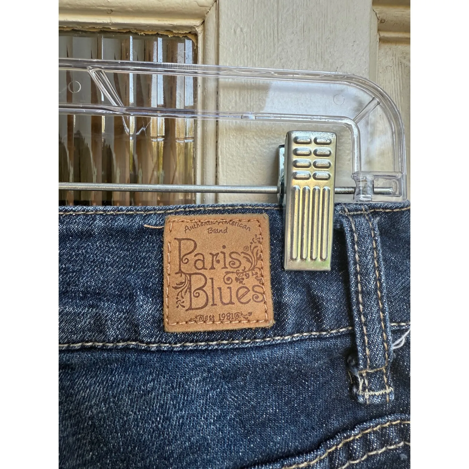 Paris Blues Vintage Low Rise Straight Jeans Medium Wash Blue Juniors‎ Size 5 - Image 4