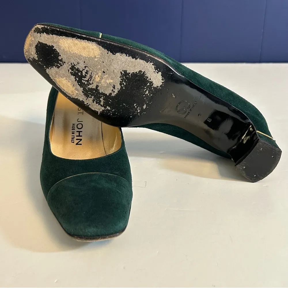 St John Vintage Green and Gold Low Suede Heels Size 6 - Image 8