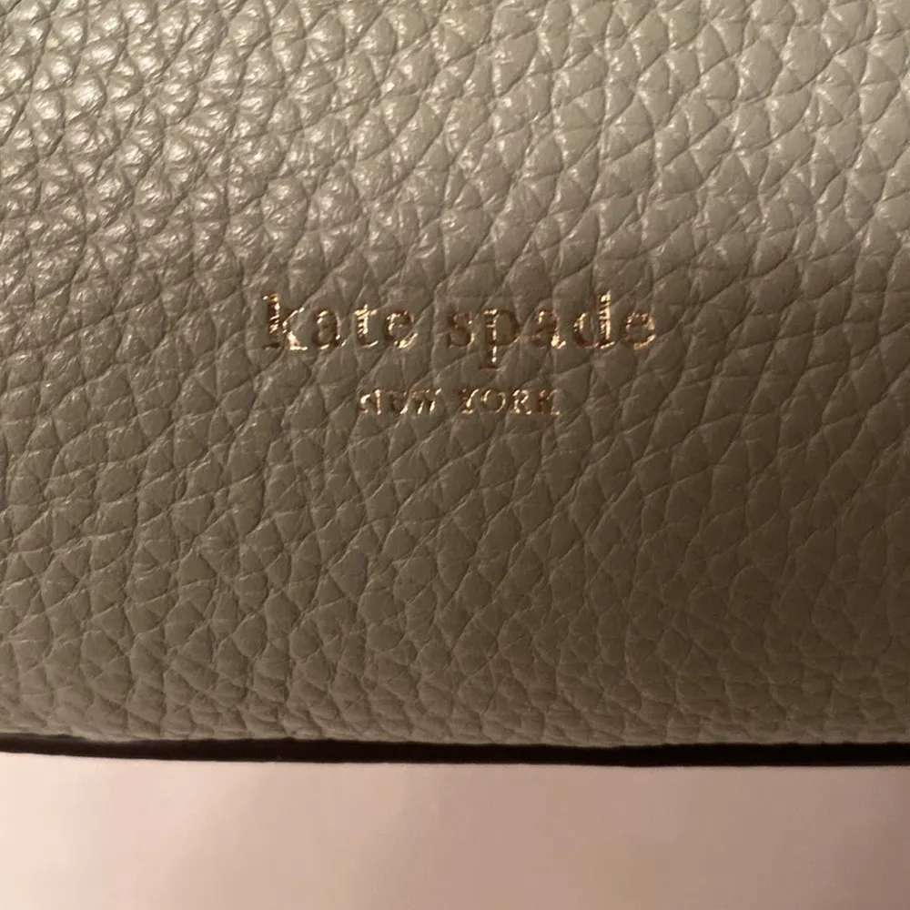 Kate Spade mint cross body purse, brand new without tags - Image 8